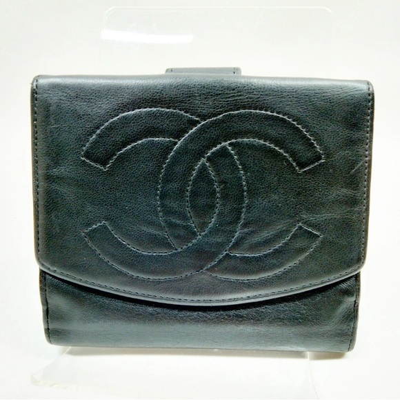 CHANEL Handbags - Chanel Black Leather Compact Wallet